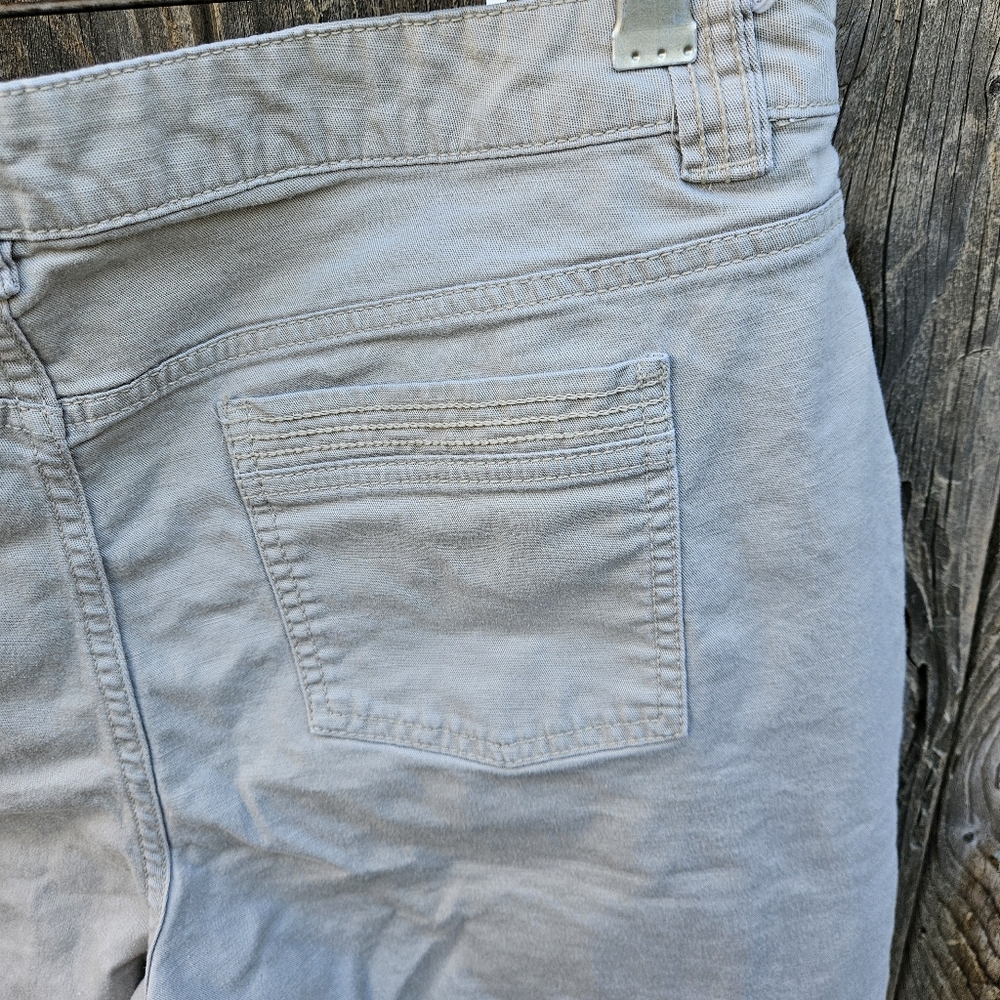 Liz Claiborne  Cropped Casual Pants Women Size 18 - Picture 12 of 16